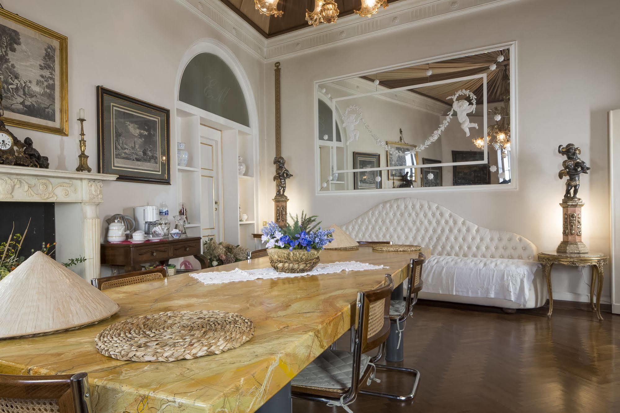 La Dimora Dei Monaci Bed and breakfast Siena