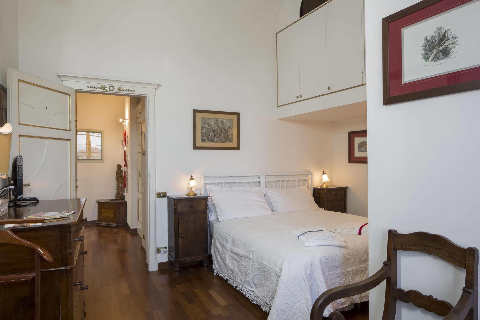 La Dimora Dei Monaci Bed and breakfast